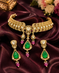 gold-plated Kundan choker set