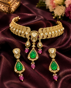 gold-plated Kundan choker set